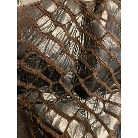 Hobo Faux Leather Chain Straps Bag - Picture 9 of 10